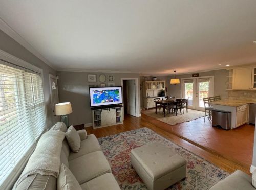 2331 Cortez Way, Atlanta GA  30319-3913 exterior