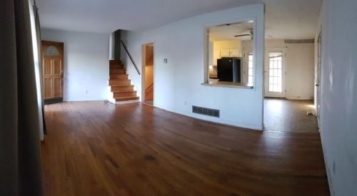 4590 Shamrock Pl, Mableton, GA 30126-1343