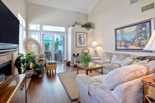 2381 Cartegena Way, Oceanside, CA 92056-1743