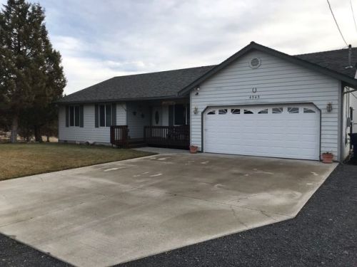 4545 49th Ln, Eagle Crest, OR 97756-9110