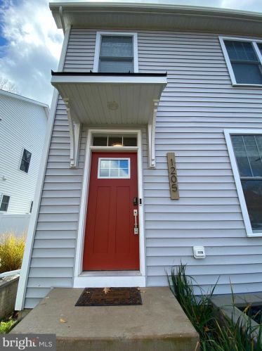 1205 Hawthorne St, Shady Side MD  20764-9670 exterior