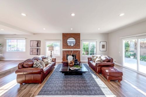 633 Neptune St, Anaheim CA  92804-2660 exterior