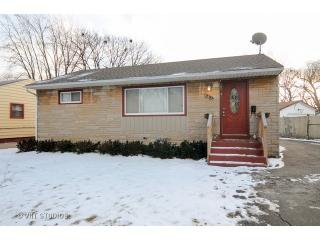 1611 Armory Pl, Waukegan, IL 60085-1708