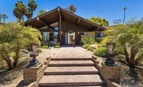 1950 Alta Vista Dr, Vista, CA 92084-6402