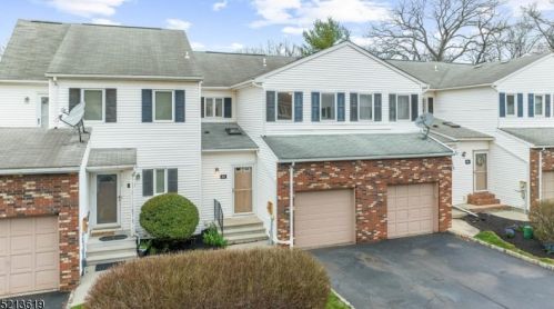 55 Coppermine Vlg, Flemington, NJ 08822-1570