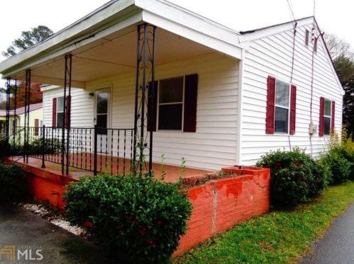 62 Hart Ter, Hartwell, GA 30643-2144