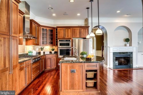 7673 President St, Fulton MD  20759-2516 exterior