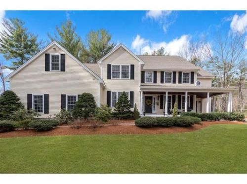 20 Old Mont Vernon Rd, Amherst, NH 03031-3240