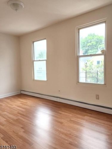 5 York St, Paterson NJ  07524-1917 exterior