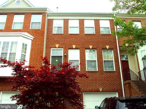 2513 Woodrow Wilson Dr, Herndon, VA 20171-4330