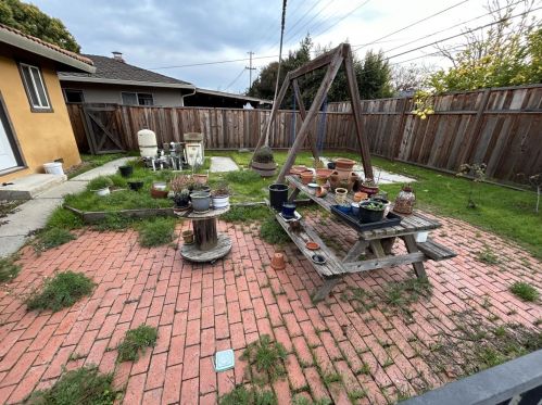 2451 Schubert Ave, San Jose, CA 95124-1139