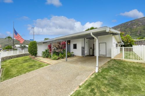 765 Aipo St, Honolulu HI  96825-2525 exterior