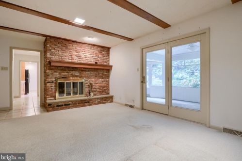 1455 Country Club Dr, Lancaster PA  17601-5211 exterior