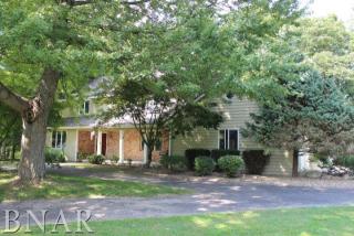 8 Eastwood Ct, Towanda, IL 61776-7510