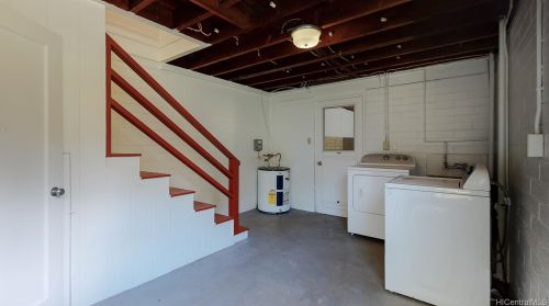 3680 Alani Dr, Honolulu HI  96822-1404 exterior
