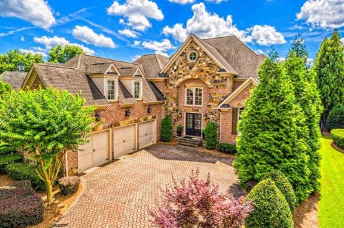 2278 Grady Ridge Dr, Duluth, GA 30097-5251