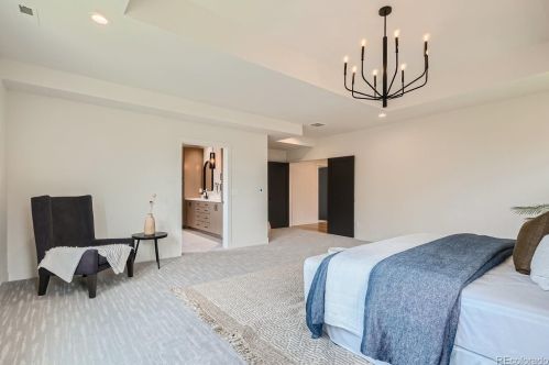 1064 Jasmine St, Denver CO  80220-4518 exterior