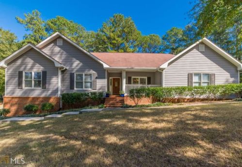 2010 Whispering Pines Ln, Mcdonough, GA 30253-5564