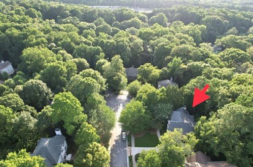 807 Brookhaven Springs Ct, Atlanta GA  30342-3551 exterior