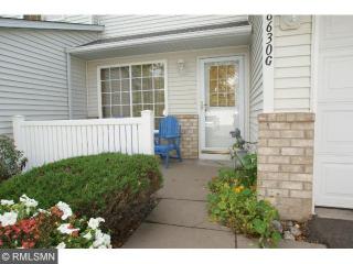 8630 Quarry Ridge Ln, Saint Paul MN  55125-7533 exterior