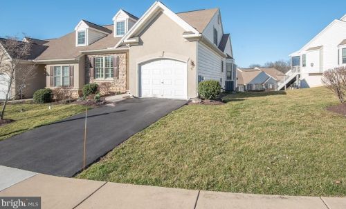 5 Hardy Ct, Lancaster, PA 17602-4176