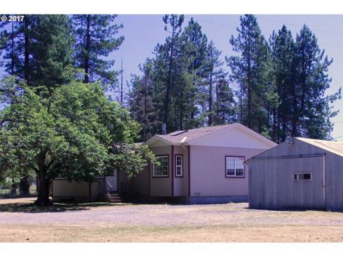 25548 Jeans Rd, Veneta, OR 97487-9661