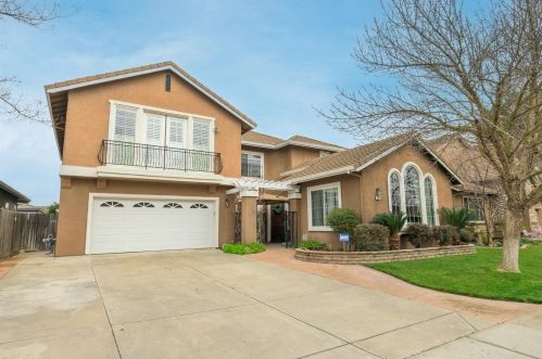 1509 Kensington Park Dr, Modesto, CA 95356-9366