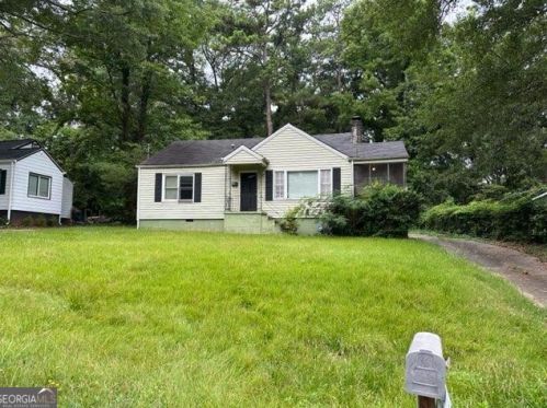 2983 Harlan Dr, Atlanta GA  30344-3758 exterior