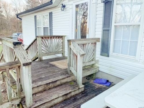 7400 Bridgewood Dr, Dittmer, MO 63023-1215