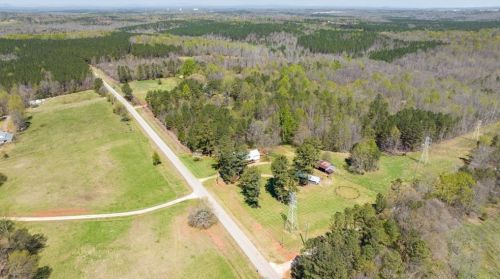 2445 Lyle Field Rd, Jefferson GA  30549-1943 exterior