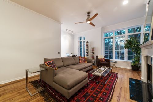 1929 Sedgwick St, Chicago, IL 60614-7985
