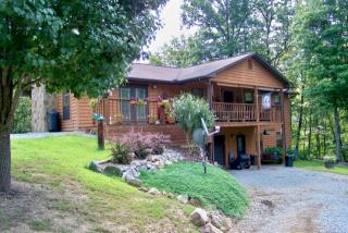 1446 Benton Way, Pigeon Forge, TN 37876-7012