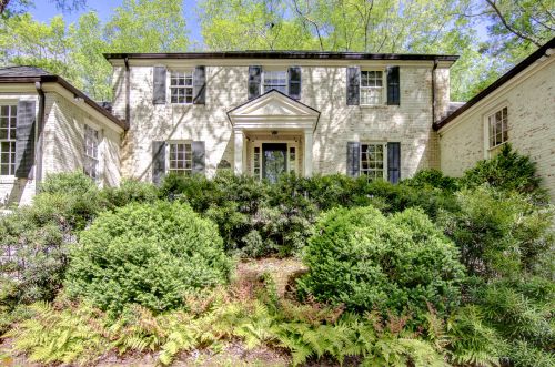 18 Woodlane Dr, Newnan, GA 30263-2622