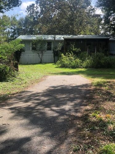 270 Barnes Cir, Commerce, GA 30530-6917
