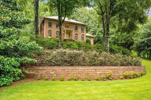 2233 Guinevere Way, Atlanta, GA 30345-3638