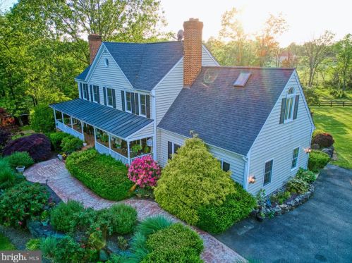 7600 Bobedge Dr, Gainesville, VA 20155-1959