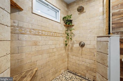 2231 Luzerne Ave, Silver Spring MD 20910-2133 exterior