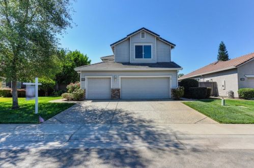 11862 Blue Topaz Way, Rancho Cordova, CA 95742-8069