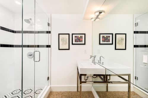225 Clermont St, Denver CO  80246-1038 exterior