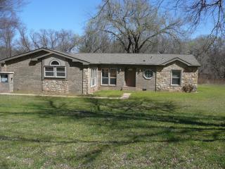 1816 Roosevelt Ave, Guthrie, OK 73044-6124