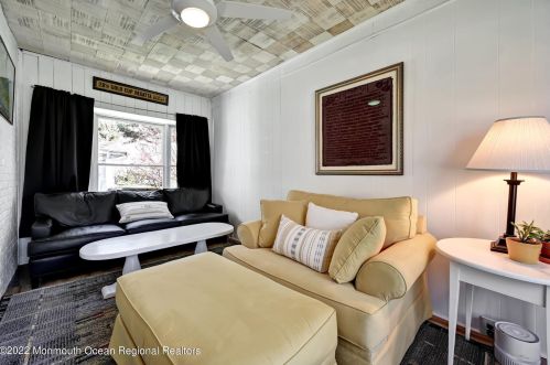 197 Hudson Ave, Tinton Falls NJ 07701-2140 exterior