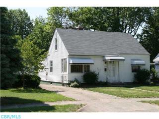 1109 Kenilworth Pl, Columbus, OH 43209-3033