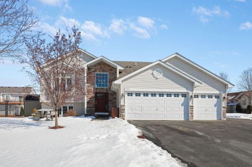 1344 Evergreen Pl, Mayer, MN 55360-8900
