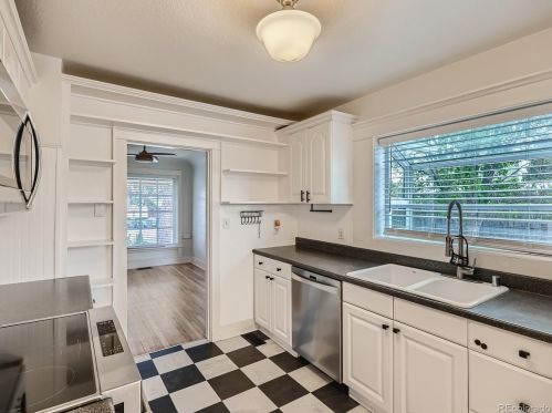 4043 Pennsylvania St, Englewood CO  80113-4745 exterior