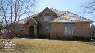 1311 Brandywine Rd, Green Oaks, IL 60048-3000