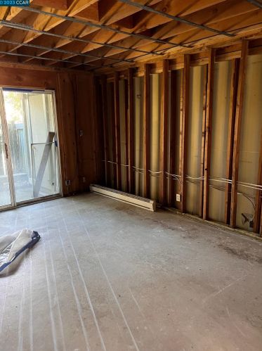 1036 Oak Grove Rd, Concord, CA 94518-3231