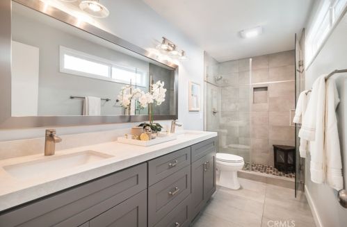 18901 Antioch Dr, Irvine CA  92603-3305 exterior