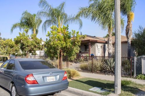 523 Shamrock St, Rialto, CA 92376-4012