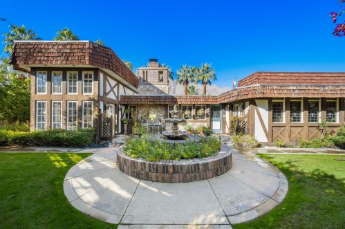 635 Grenfall Rd, Palm Springs, CA 92264-7620