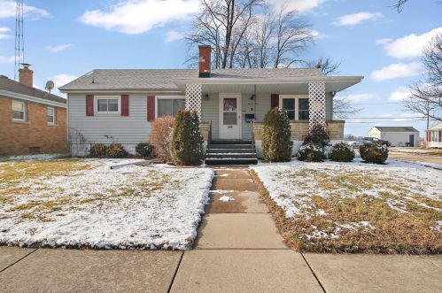 505 Roosevelt Ave, Kankakee, IL 60901-3058
